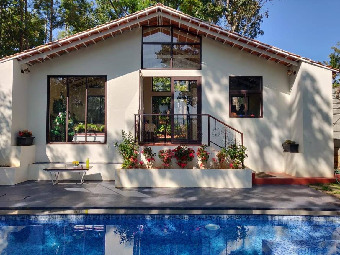 Aakriti Homestay Chikmagalūr Zewnętrze zdjęcie