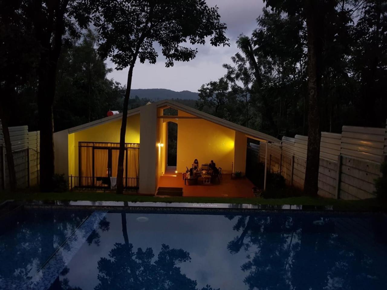 Aakriti Homestay Chikmagalūr Zewnętrze zdjęcie